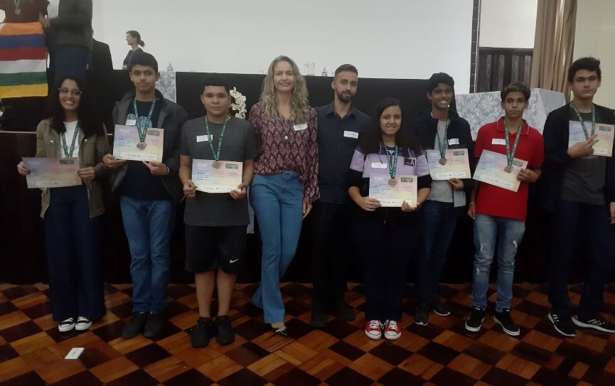 Professor e alunos de Rio das Ostras são premiados em Olimpíada de Matemática