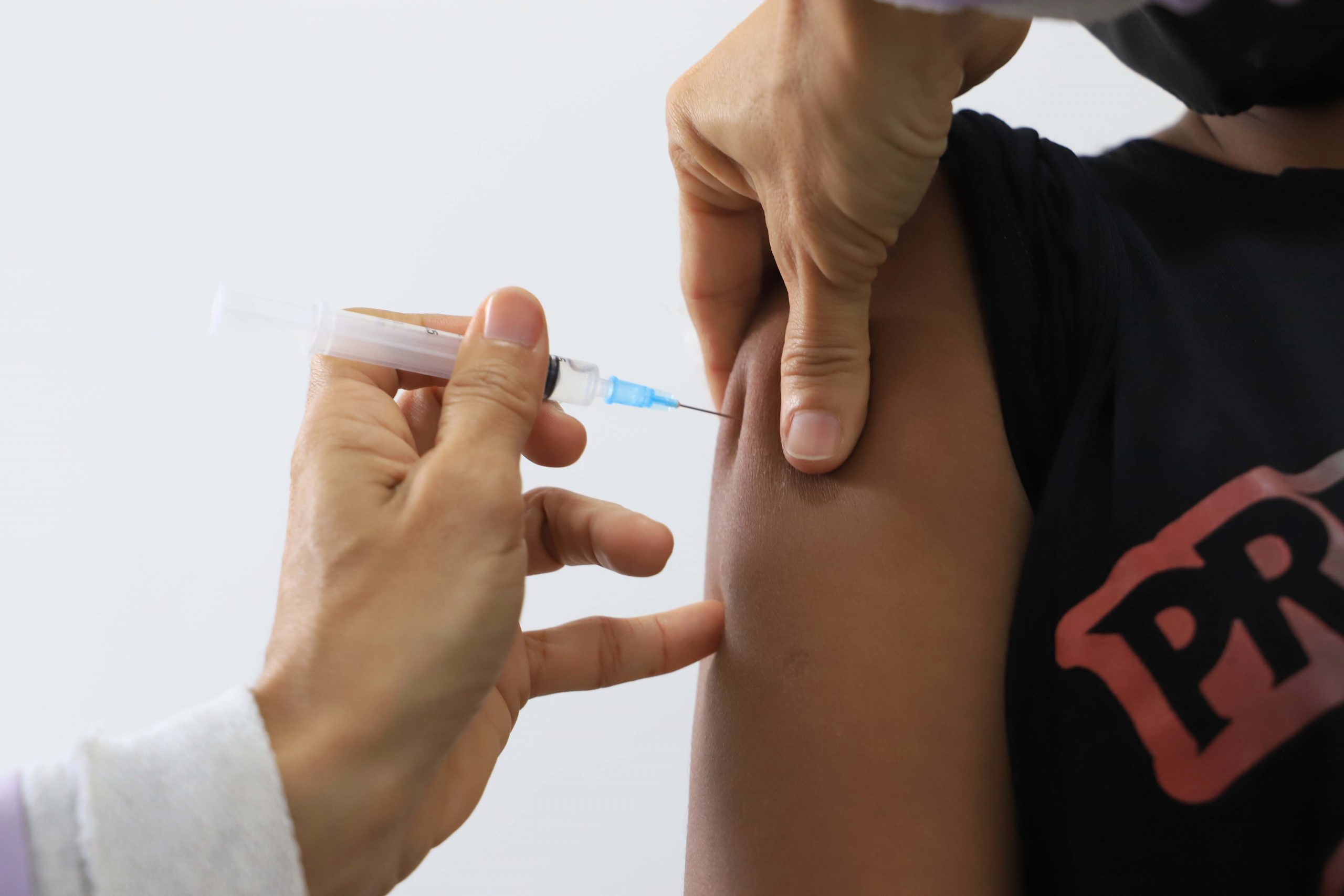 Rio das Ostras amplia faixa etária de vacinação contra HPV e Meningite