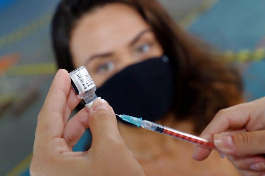 Rio das Ostras segue com vacinação contra Covid esta semana