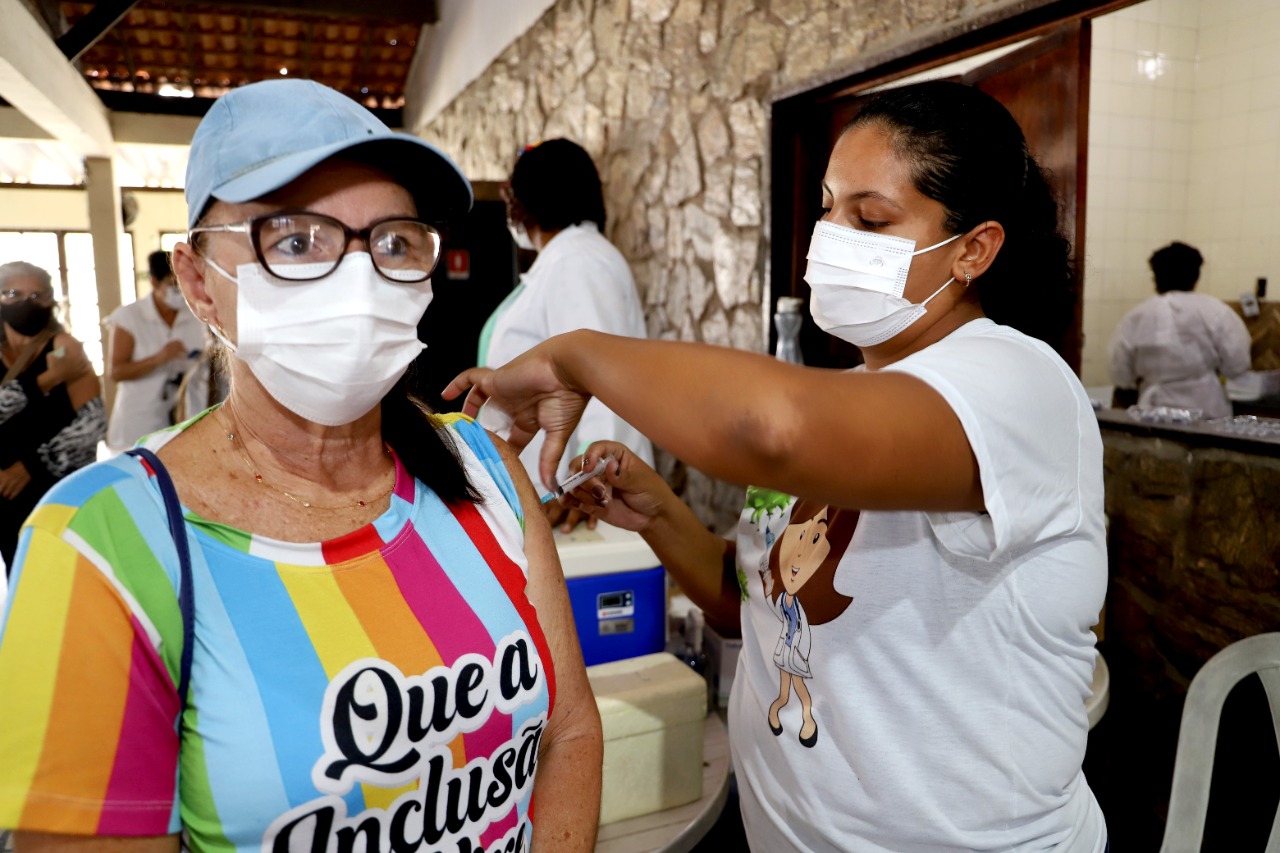 Rio das Ostras vacina contra Covid dias 3 e 4 de novembro