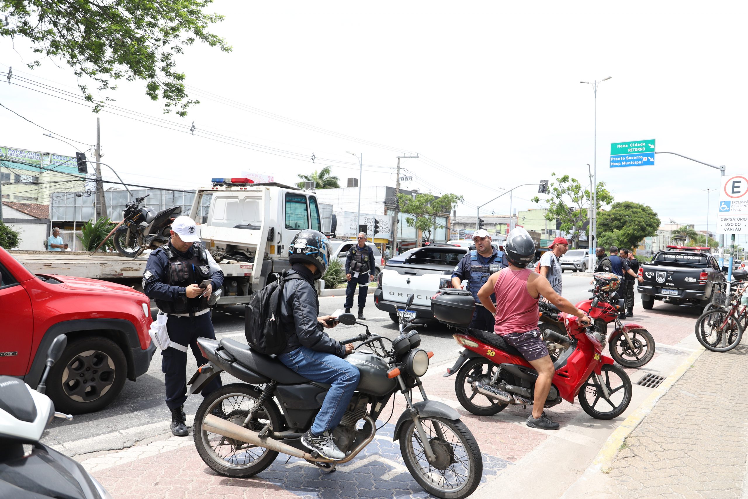 Secretaria de Segurança Pública realiza operação de trânsito em Rio das Ostras
