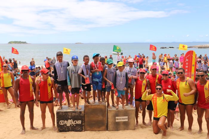 Projeto Botinho encerra edição 2023 com evento na Praia do Bosque