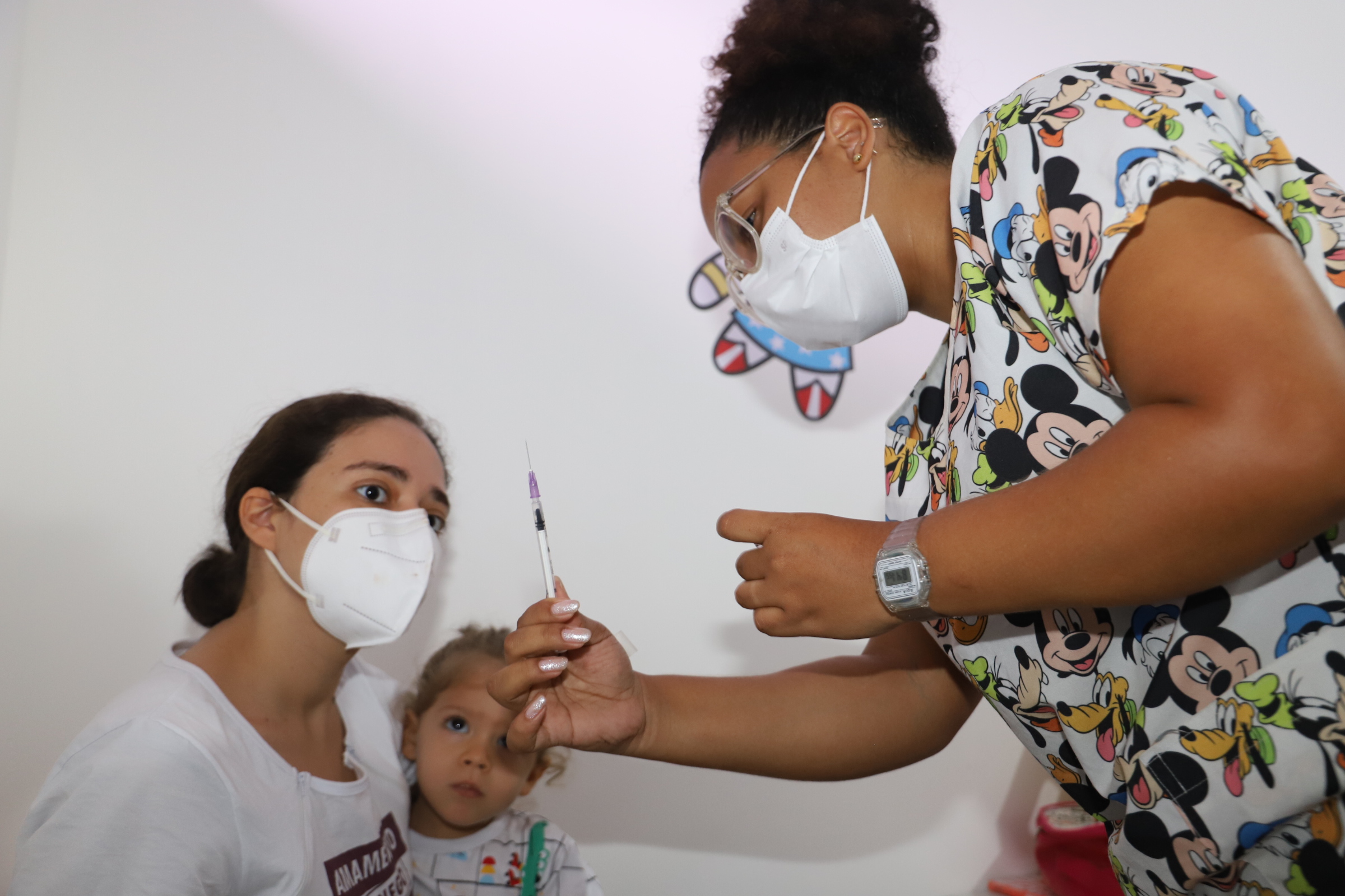Rio das Ostras oferece 2a dose de Pfizer Baby contra Covid e vacina contra Influenza