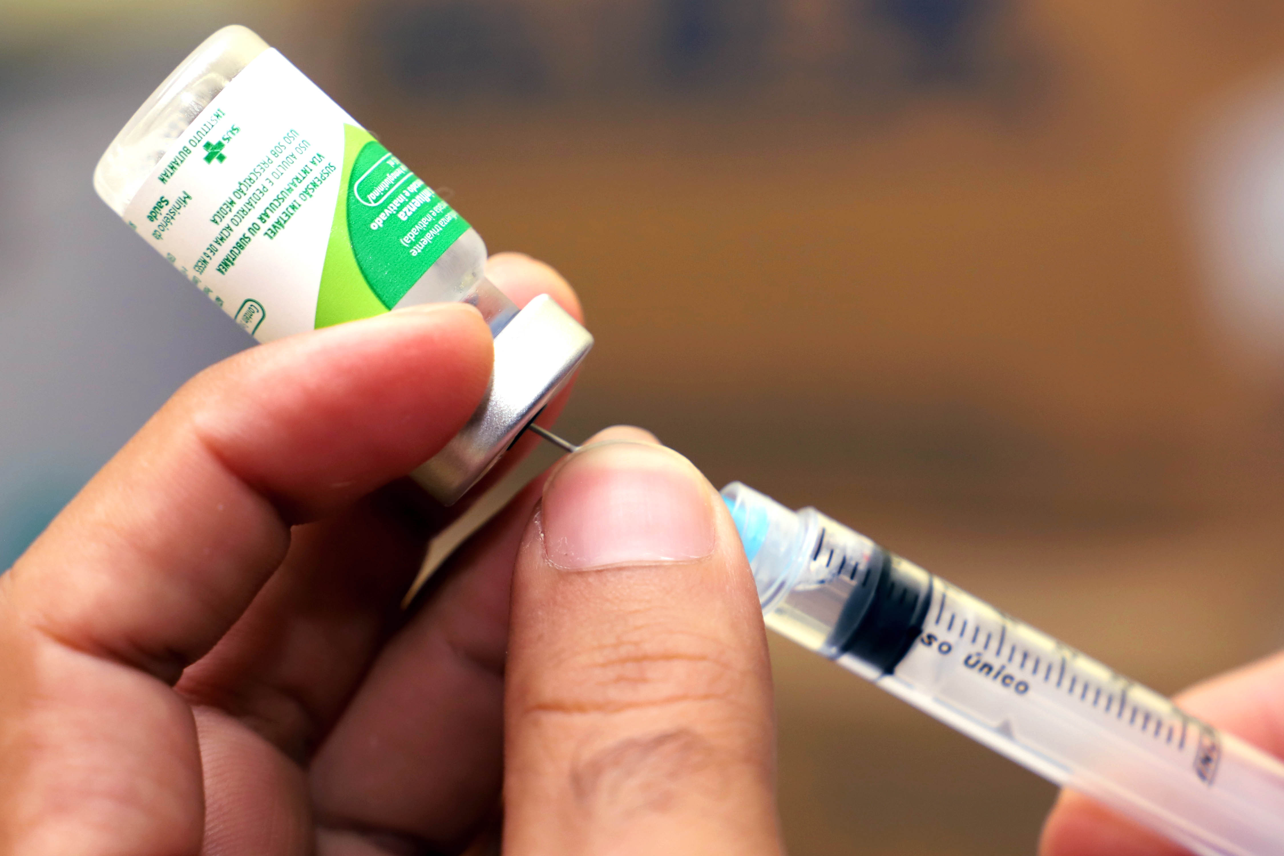 Rio das Ostras segue ofertando vacina contra a gripe enquanto houver doses disponíveis