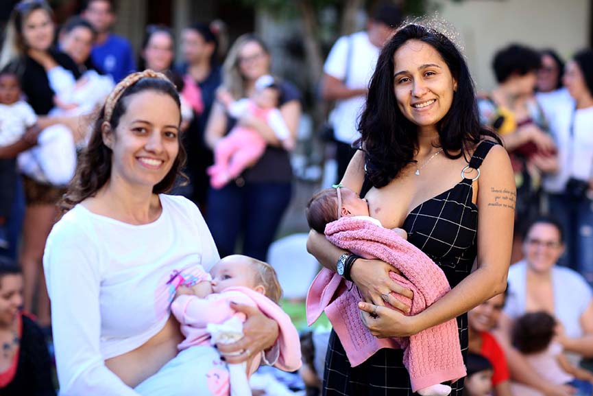 Hora do mamaço acontece neste sábado, 12, em Rio das Ostras