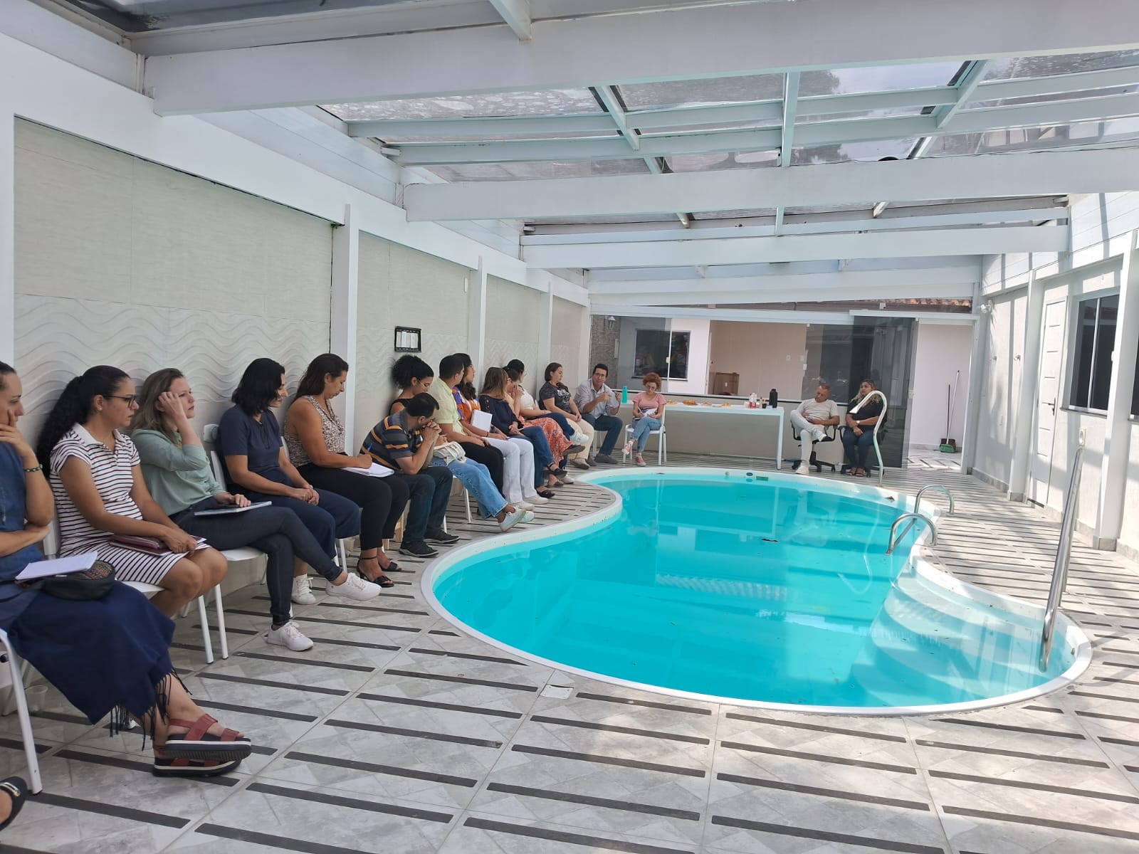 Servidores da Rede de Atenção Psicossocial de Rio das Ostras debatem sobre atendimento de crianças e adolescentes