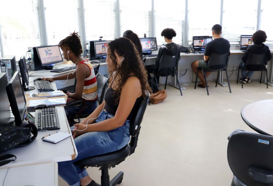 Cursos de informática gratuitos em Rio das Ostras têm inscrições abertas nos dias 24 e 25 de abril