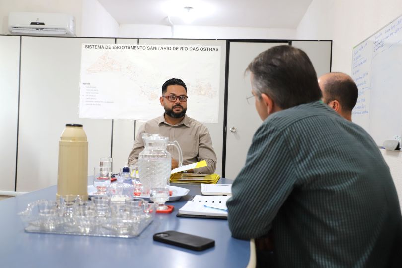 Prefeitura de Rio das Ostras cobra melhorias nos serviços da Rio+Saneamento