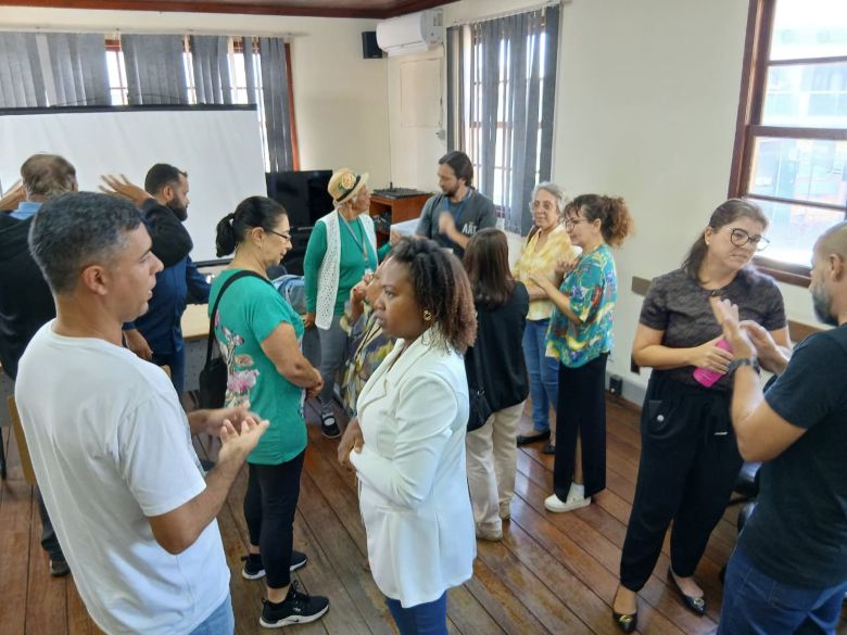 Prefeitura reúne guias de turismo para discutir melhorias no setor