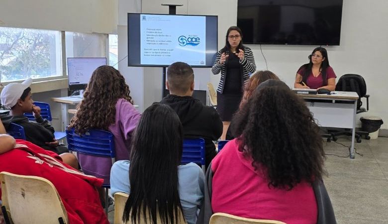 SAAE fala sobre saneamento e meio ambiente a alunos de Rio das Ostras