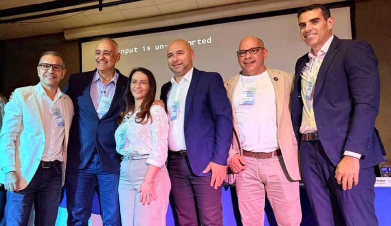 Prefeito Carlos Augusto assume a presidência da Conderlagos