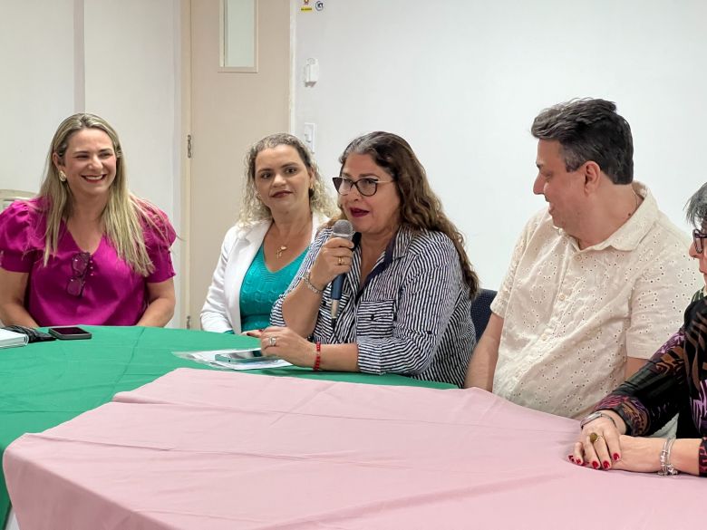 Outubro Verde e Rosa tem lançamento oficial em simpósio para profissionais de saúde