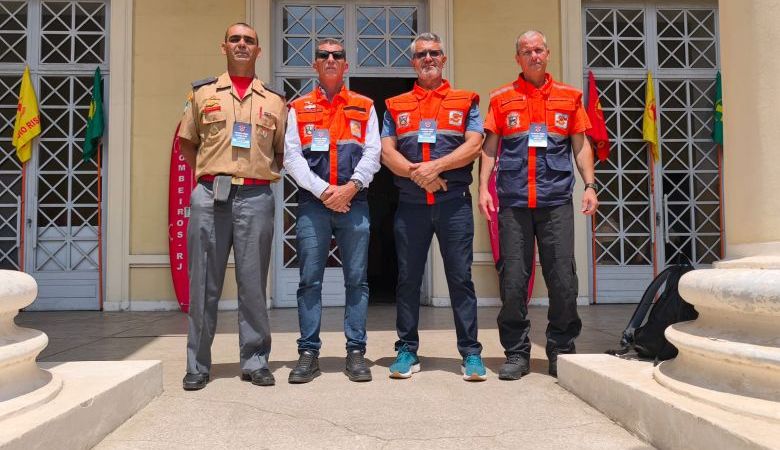 Defesa Civil de Rio das Ostras participa de capacitação e congresso