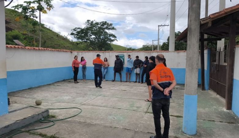 Escola Agrícola de Rio das Ostras recebe simulado de evacuação emergencial