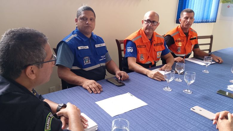 Rio das Ostras se une à Marinha para reforçar segurança dos banhistas