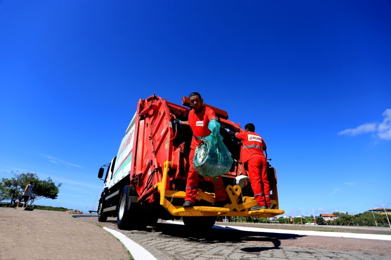 Coleta de lixo de Rio das Ostras será alterada em algumas localidades