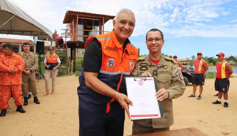 Rio das Ostras inaugura posto de guarda-vidas na Boca da Barra