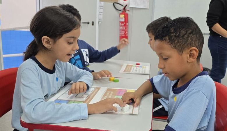 Rio das Ostras conquista ouro no Selo Nacional Compromisso com a Alfabetização