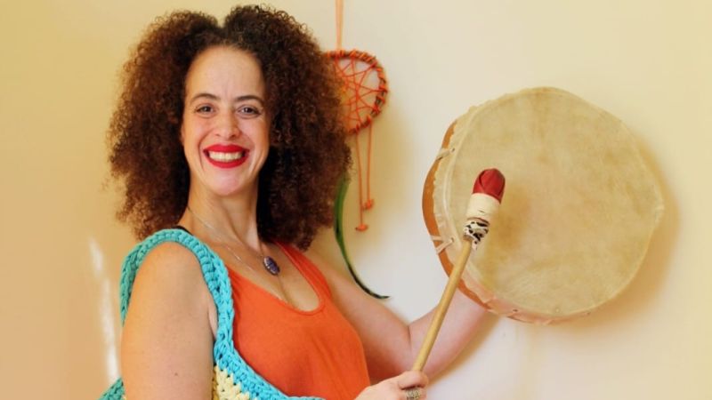 Casa de Cultura Bento Costa retoma projeto de crochê terapêutico em Rio das Ostras