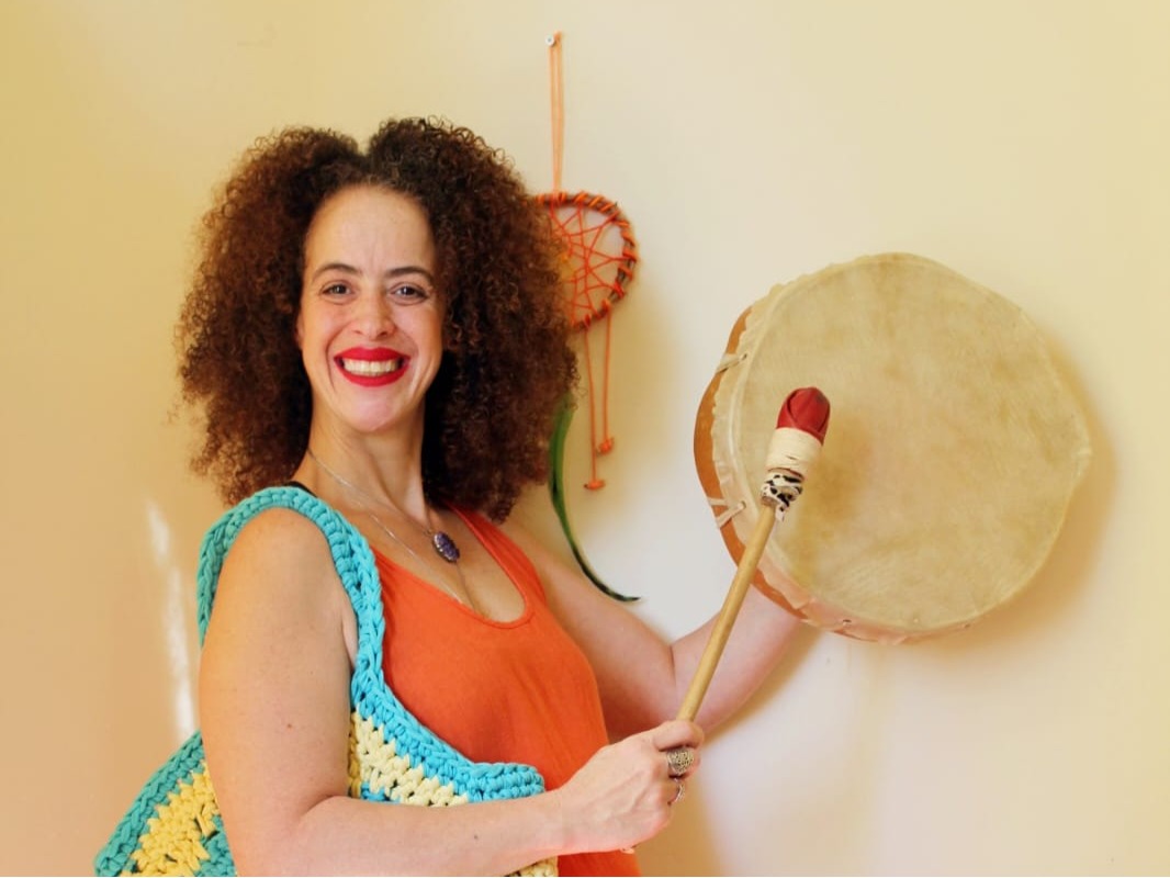 Casa de Cultura Bento Costa retoma projeto de crochê terapêutico em Rio das Ostras