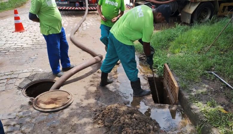 Equipes da Prefeitura continuam trabalhando por toda a Cidade