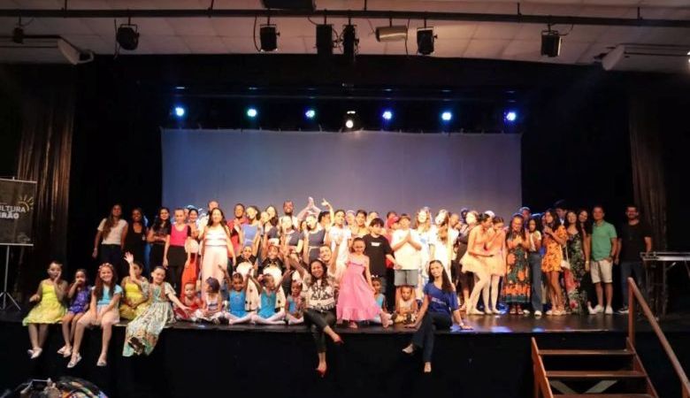 Fundação Rio das Ostras de Cultura lança Chamada Pública para agendamento do Teatro Municipal