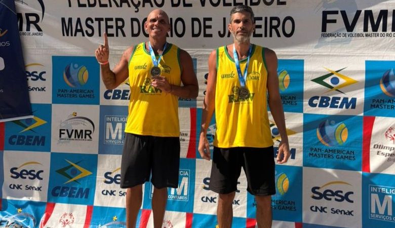 Atleta riostrense brilha no Circuito Carioca Master de Vôlei de Praia