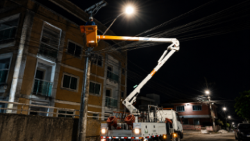 Rio das Ostras realiza trabalho contínuo de manutenção da Iluminação Pública