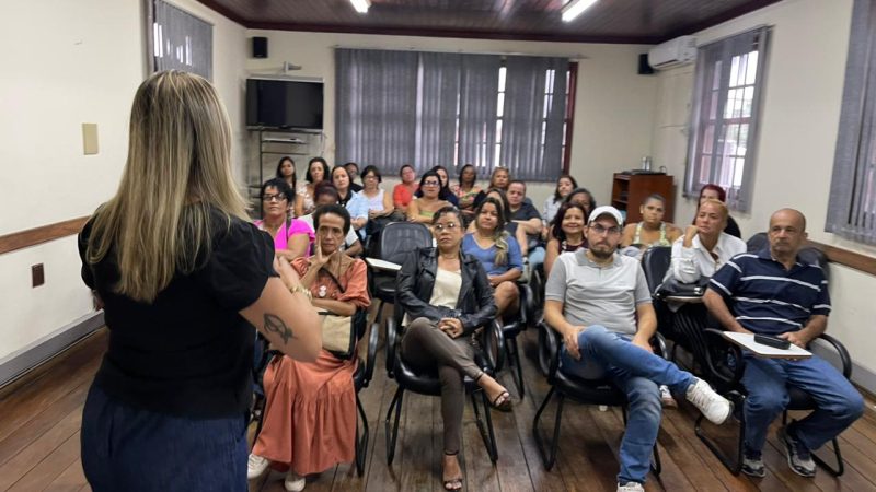 Oficina qualifica permissionários das feirinhas em Rio das Ostras