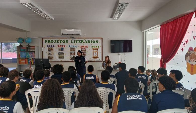 Segurança Pública leva palestras às escolas de Rio das Ostras
