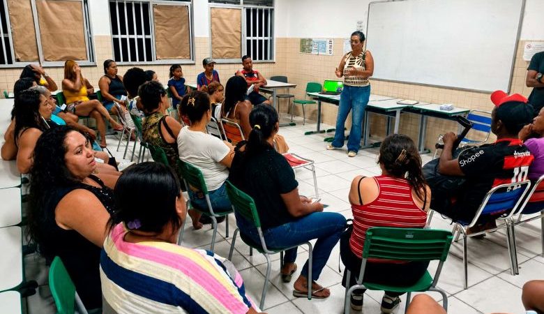 Projeto incentiva parceria entre família e escola em Rio das Ostras