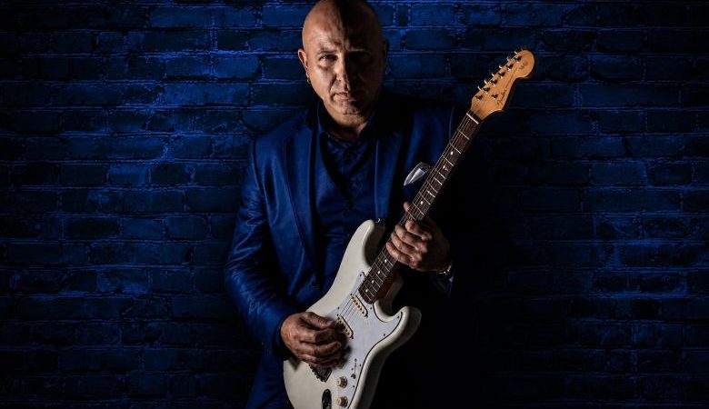 Robson Farah lança novo trabalho ‘Tudo Azul’ e sai em turnê pelo Estado
