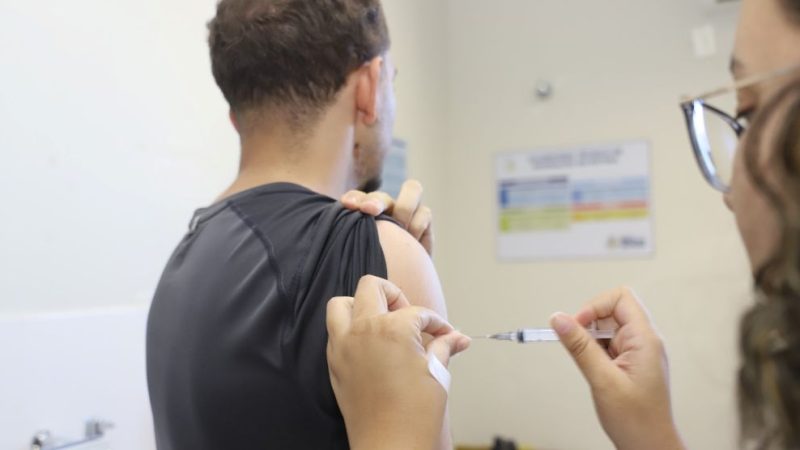 Rio das Ostras estende vacinação contra gripe a jovens até 19 anos