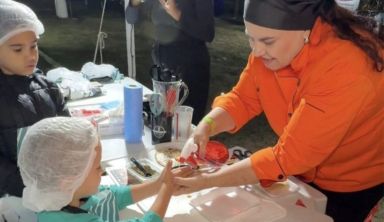 Presidente da Fundação de Cultura ministra oficina de gastronomia infantil no Festival Gastronômico