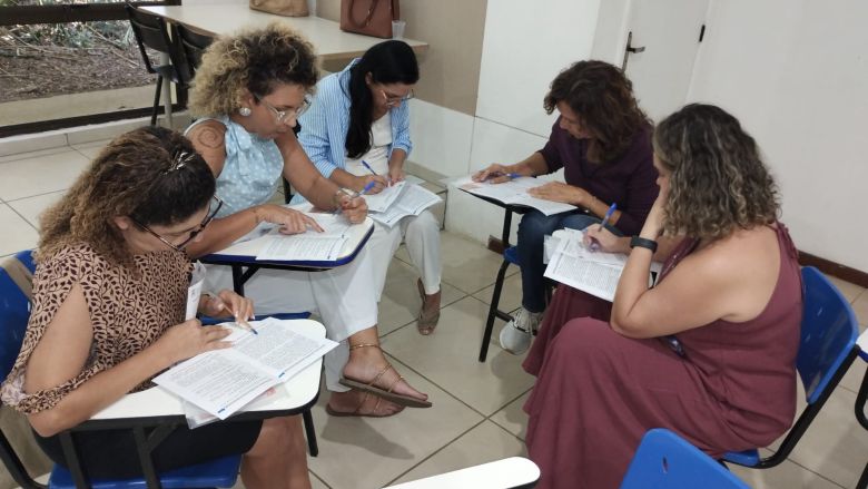 Seminário de Saúde Mental em Rio das Ostras integra equipes e qualifica profissionais