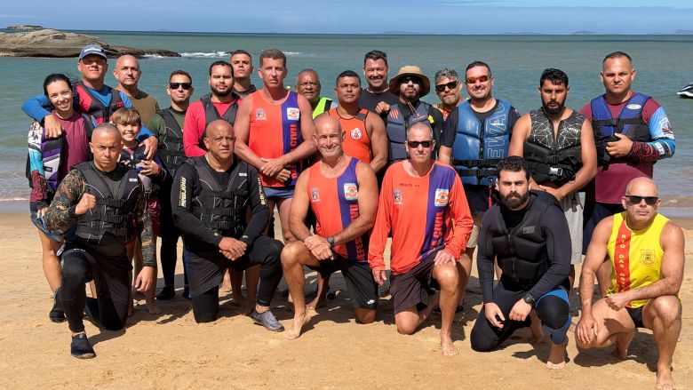 Prefeitura promove capacitação de pilotos de moto aquática
