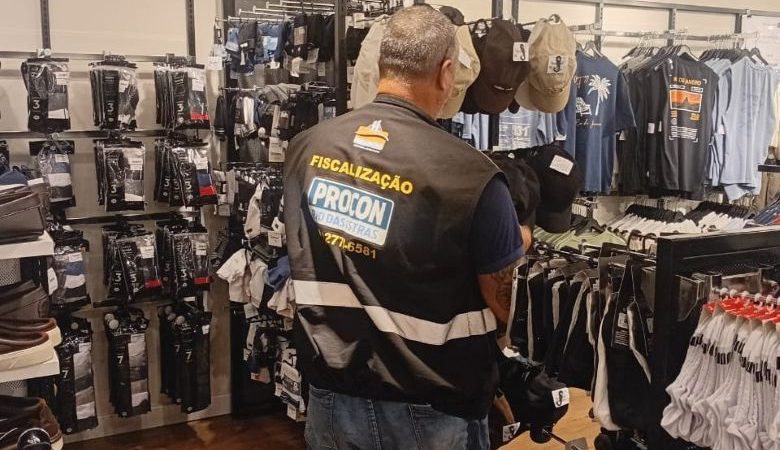 Procon de Rio das Ostras orienta consumidores para compras seguras do Dia dos Pais
