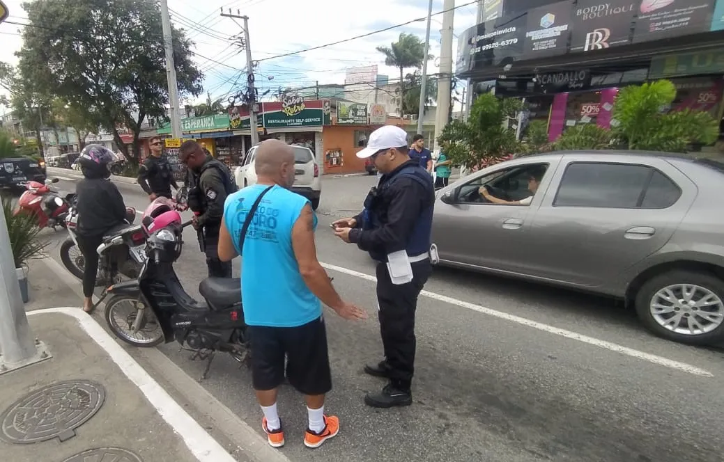 Guarda Civil Municipal realiza operação de trânsito em Rio das Ostras