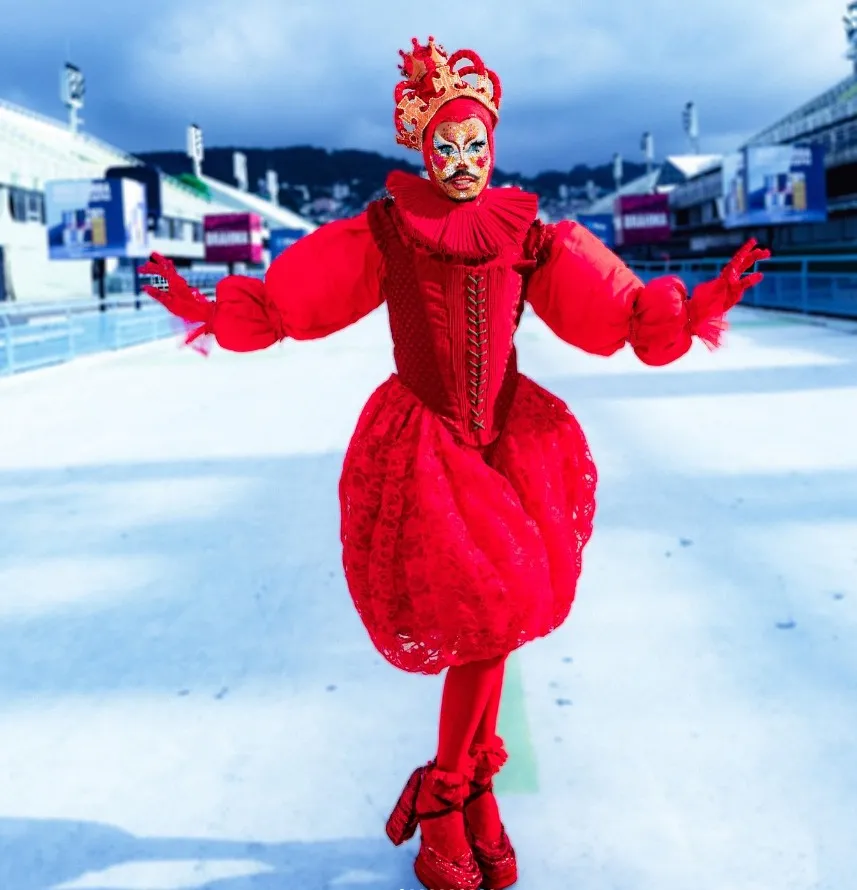 Vencedora do Drag Race Brasil sobe ao palco do Theatro Municipal do Rio em “O Pequeno Príncipe in Concert”