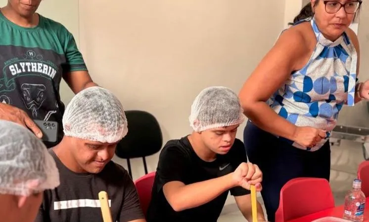 Educação promove roda de conversa e oficina sobre Síndrome de Down