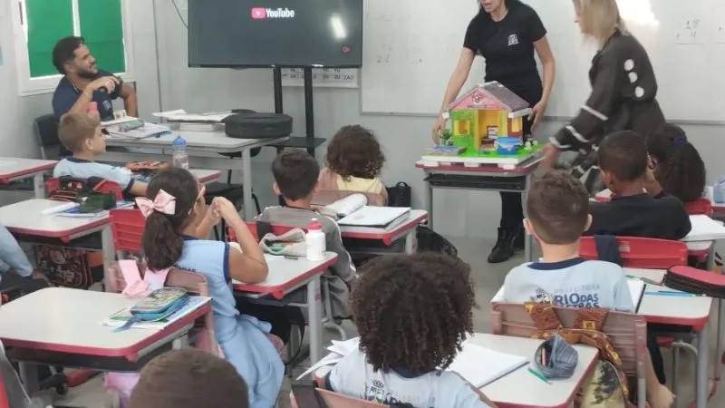 Vigilância em Saúde mobiliza alunos em torno da prevenção à dengue