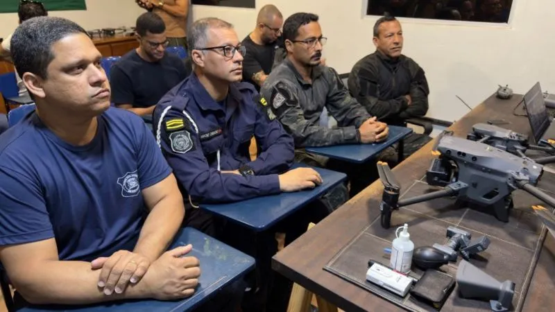 Guarda Municipal de Rio das Ostras faz curso inédito de operações com drones