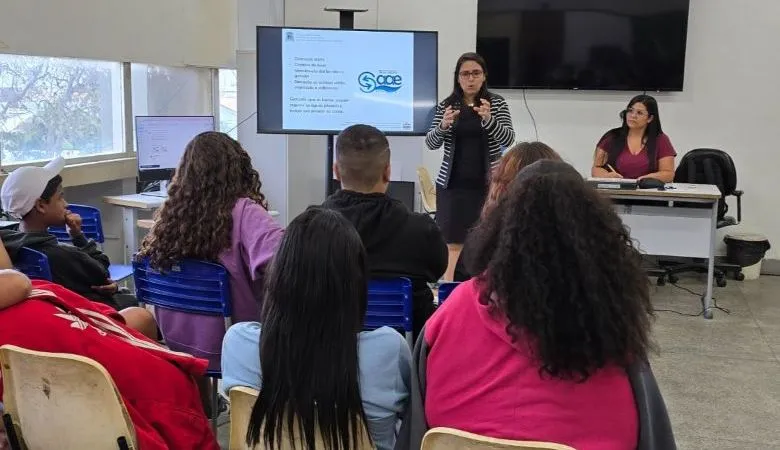 SAAE fala sobre saneamento e meio ambiente a alunos de Rio das Ostras