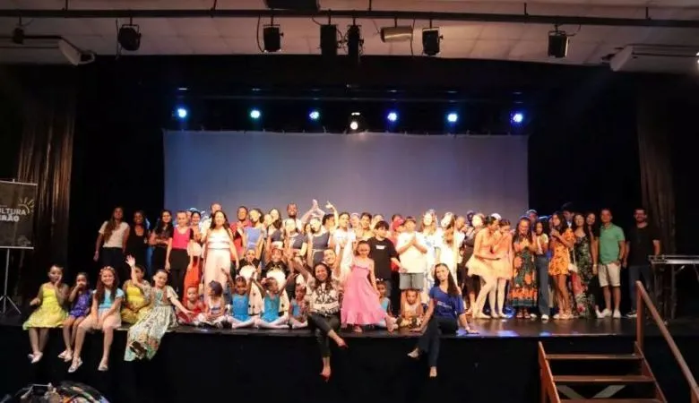 Fundação Rio das Ostras de Cultura lança Chamada Pública para agendamento do Teatro Municipal