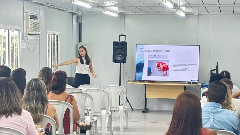 Servidores da Saúde se qualificam em desenvolvimento infantil e triagem de TEA